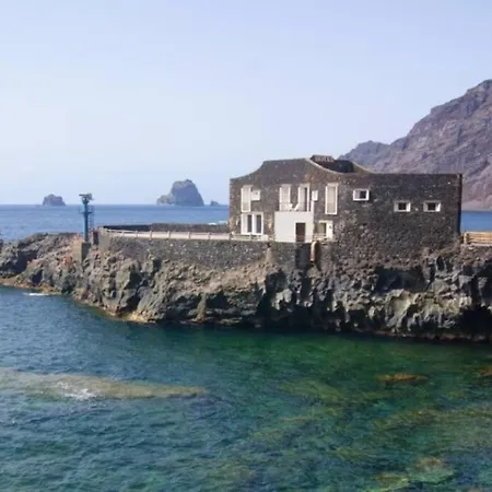 Apartment Seafront