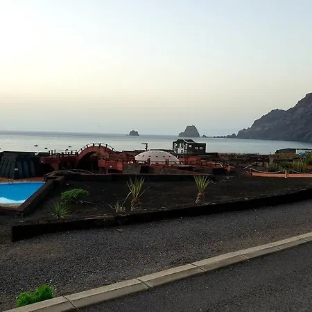 Apartment Seafront *